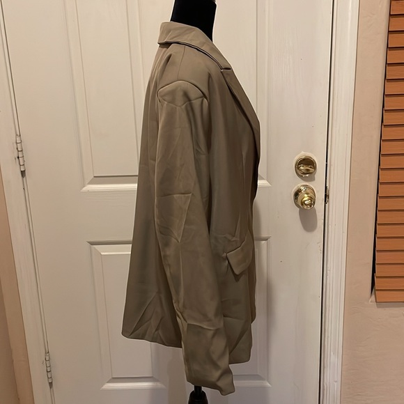 Ladies blazer - Picture 3 of 6